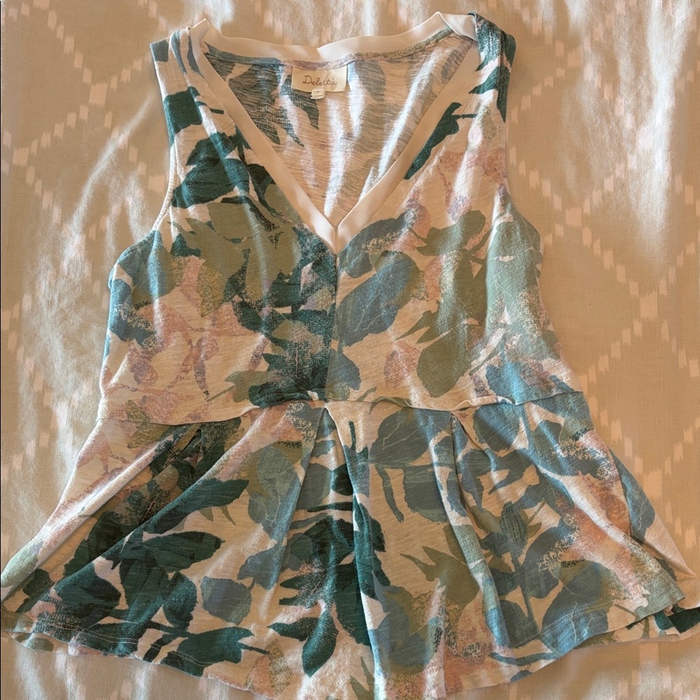 Deletta Green Leaf Print V-Neck Peplum Tank Top